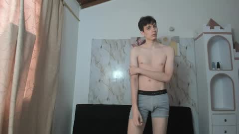 Dilan and Alan online show from April 16, 1:23 pm