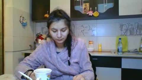 pleas3s_sweet online show from February 20, 3:45 am