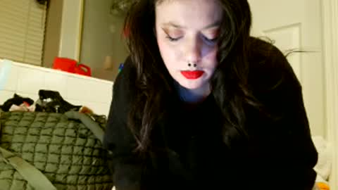 pleasantdinosaurus7537 online show from February 1, 2:04 pm