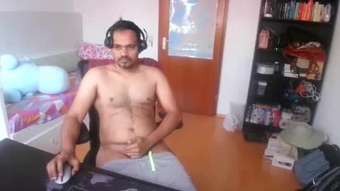 Snapshot of pleasure5845 chatting on March 19, 7:12 am Sam online show from March 19, 7:12 am