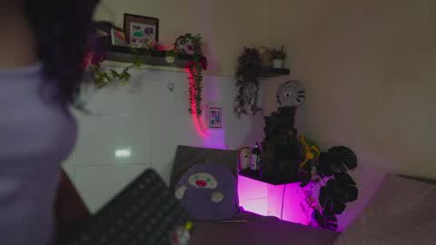 Jessi Alex online show from May 1, 1:21 am