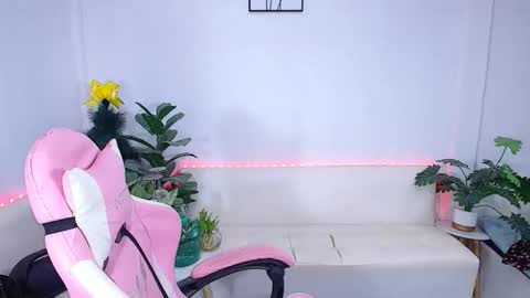 Ploysai online show from November 27, 8:49 am