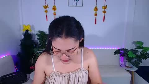 Snapshot of ploysaithailand chatting on March 17, 3:22 am Ploysai online show from March 17, 3:22 am