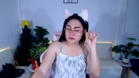 Snapshot of ploysaithailand chatting on June 29, 3:24 am Ploysai online show from June 29, 3:24 am