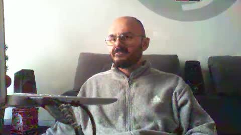 Snapshot of plu07f3520 chatting on January 10, 10:28 am plu07f3520 online show from January 10, 10:28 am