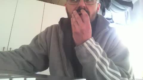 Snapshot of plu07f3520 chatting on March 21, 2:09 pm plu07f3520 online show from March 21, 2:09 pm