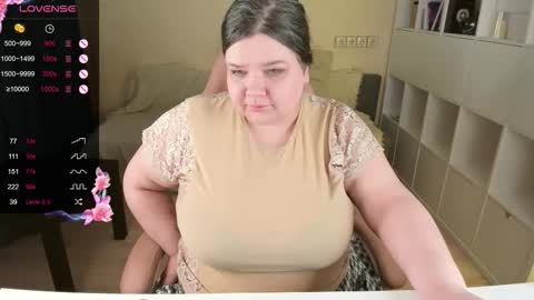 Alice online show from November 17, 4:24 pm