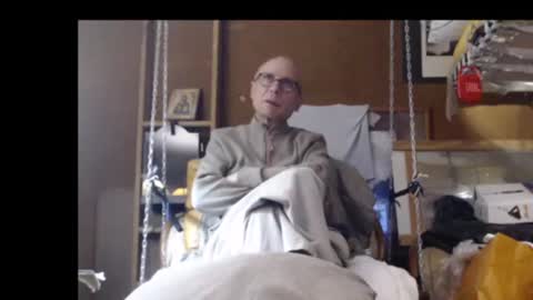 Snapshot of plumerialba chatting on December 10, 1:00 am Plumerialba online show from December 10, 1:00 am