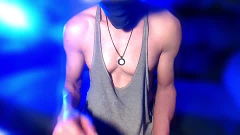 StraightPlush online show from January 9, 5:02 am