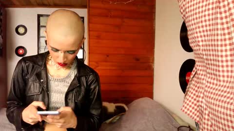   online show from January 14, 8:15 pm