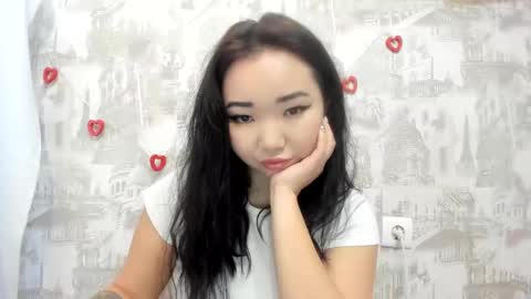 Snapshot of pocahontas654 chatting on December 7, 8:55 am Erica online show from December 7, 8:55 am