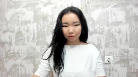 Snapshot of pocahontas654 chatting on February 10, 2:37 pm Erica online show from February 10, 2:37 pm