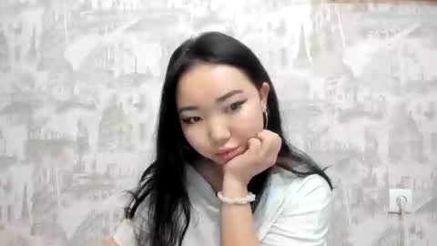 Snapshot of pocahontas654 chatting on February 24, 12:48 pm Erica online show from February 24, 12:48 pm