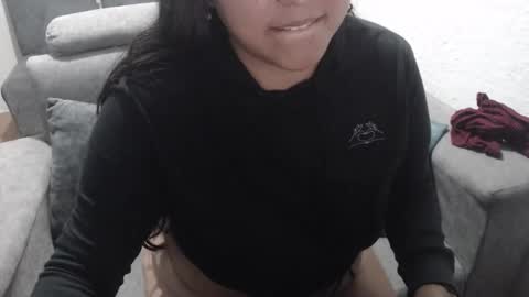 Lily online show from June 10, 3:00 pm