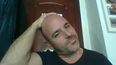 Snapshot of pocoyotop chatting on December 4, 12:36 pm pocoyotop online show from December 4, 12:36 pm