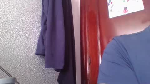 Snapshot of pocoyotop chatting on May 7, 1:38 pm pocoyotop online show from May 7, 1:38 pm