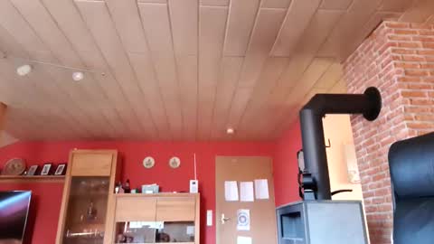 Snapshot of pointman72 chatting on March 12, 7:25 am pointman72 online show from March 12, 7:25 am