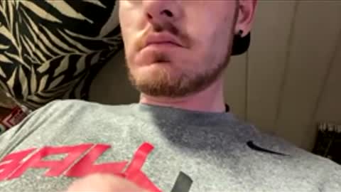 Snapshot of pokes918boy_bbw_hunter chatting on March 22, 9:07 pm pokes918boy_bbw_hunter online show from March 22, 9:07 pm