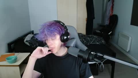 Snapshot of polarny05 chatting on March 8, 7:09 pm Polarny online show from March 8, 7:09 pm