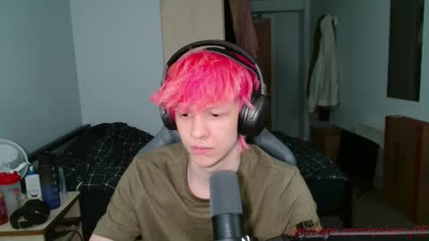 Snapshot of polarny05 chatting on November 16, 9:31 pm Polarny online show from November 16, 9:31 pm