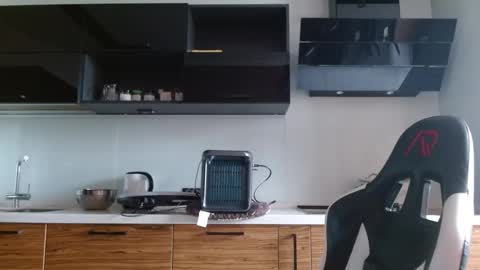 Poliglotjoe2 online show from February 27, 11:54 am