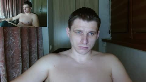 Poliglotjoe2 online show from April 2, 6:49 pm