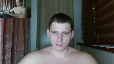 Snapshot of poliglotjoe2 chatting on April 18, 7:18 pm Poliglotjoe2 online show from April 18, 7:18 pm