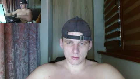 Snapshot of poliglotjoe2 chatting on April 27, 3:48 am Poliglotjoe2 online show from April 27, 3:48 am