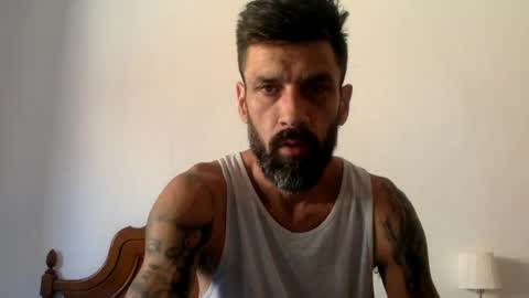 Snapshot of polla101 chatting on July 4, 11:38 am aquiles online show from July 4, 11:38 am