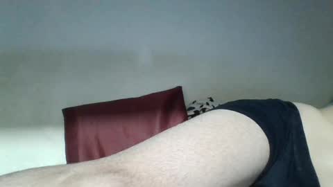 Snapshot of pollaa_19 chatting on July 11, 10:33 pm pollaa_19 online show from July 11, 10:33 pm