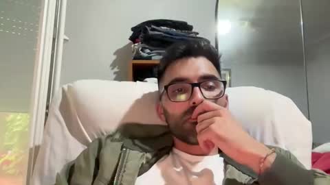 pollabeta online show from October 26, 11:49 am