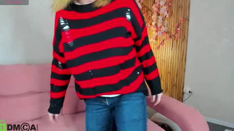 Polly online show from February 23, 1:03 am