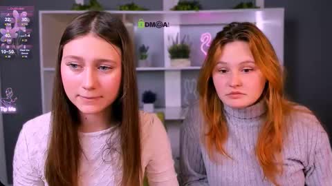 polly_cute1 online show from March 4, 8:04 pm