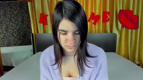 Polly online show from February 13, 7:15 am