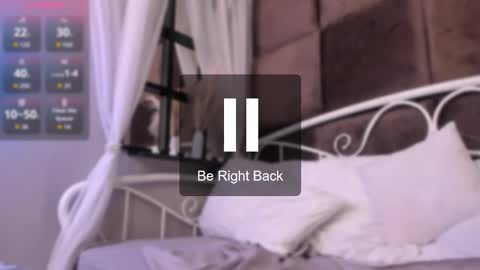 Snapshot of polly_milles chatting on November 8, 9:02 pm Polly online show from November 8, 9:02 pm