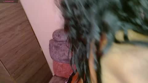 Snapshot of poma_6rossa9 chatting on March 31, 5:02 pm poma_6rossa9 online show from March 31, 5:02 pm