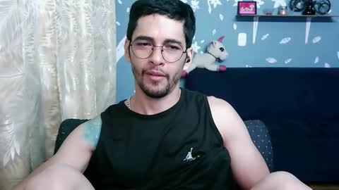 Snapshot of ponzothc chatting on October 3, 10:29 pm ponzothc online show from October 3, 10:29 pm