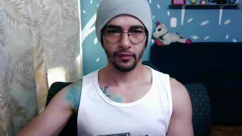 Snapshot of ponzothc chatting on November 3, 8:21 pm ponzothc online show from November 3, 8:21 pm