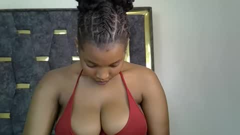pookie245909 online show from June 4, 6:47 pm