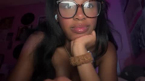 Snapshot of popasprincess chatting on January 8, 3:29 am princess online show from January 8, 3:29 am