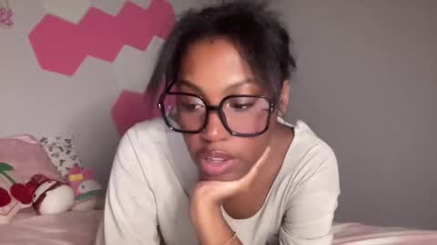 Snapshot of popasprincess chatting on November 2, 1:41 am princess online show from November 2, 1:41 am