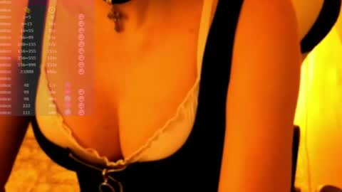 April online show from July 4, 8:48 pm