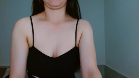 porcelainlux online show from November 5, 8:31 pm