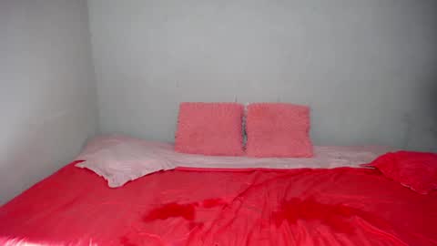 Snapshot of porn_sexy chatting on February 19, 8:41 pm NICKKYMARTIN online show from February 19, 8:41 pm