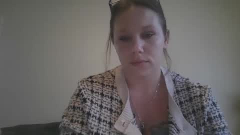 Snapshot of pornbwetkitty chatting on September 18, 9:17 pm pornbwetkitty online show from September 18, 9:17 pm