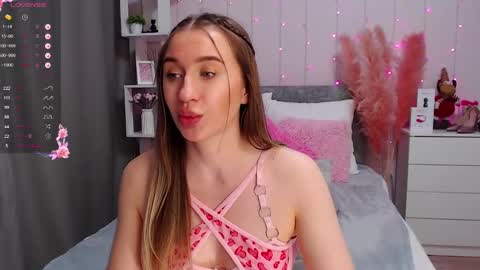 Snapshot of pornogirlx chatting on February 23, 7:55 am Masha  online show from February 23, 7:55 am