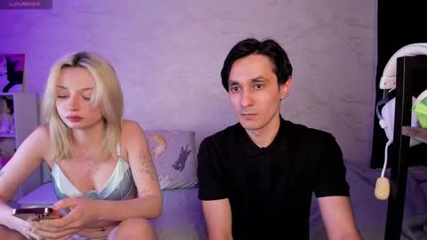 Snapshot of postbaby chatting on February 15, 8:27 pm Polly inst postbabyyy online show from February 15, 8:27 pm