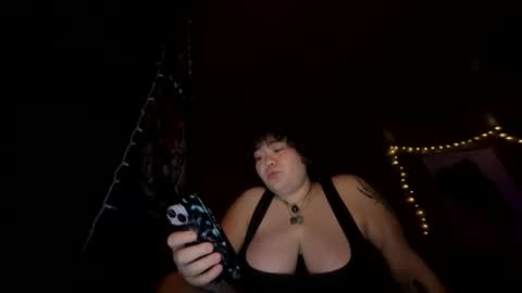 Snapshot of potentdoll666 chatting on June 10, 6:56 am potentdoll666 online show from June 10, 6:56 am