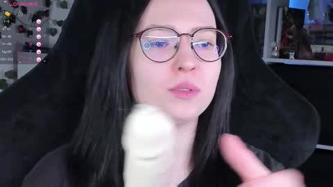 Snapshot of power_robynn chatting on November 10, 4:39 pm Robyn online show from November 10, 4:39 pm