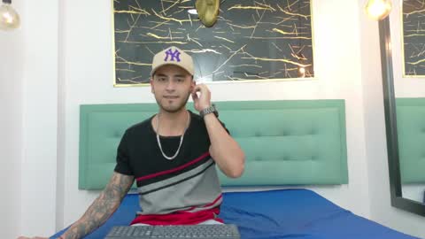 Snapshot of powerlustx chatting on June 5, 4:08 am online show from June 5, 4:08 am